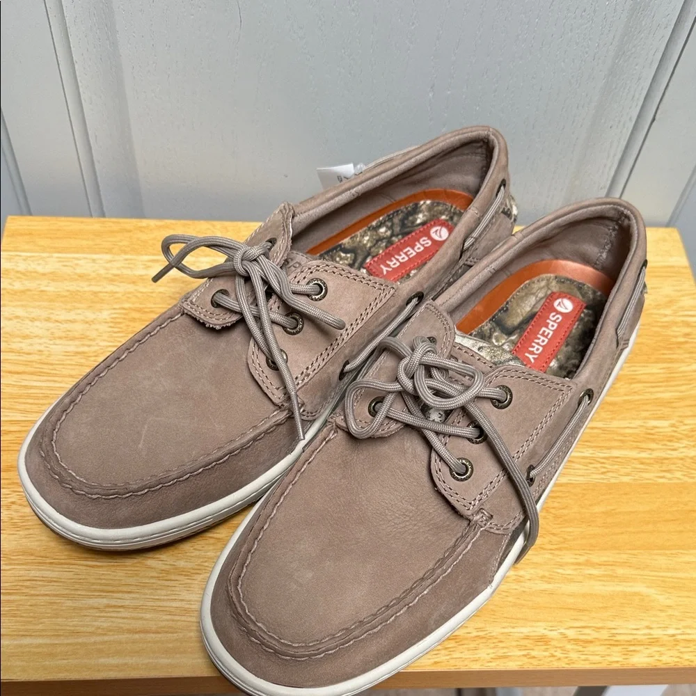 Realtree Billfish 3-Eye Camo Boat Shoes (NWT)